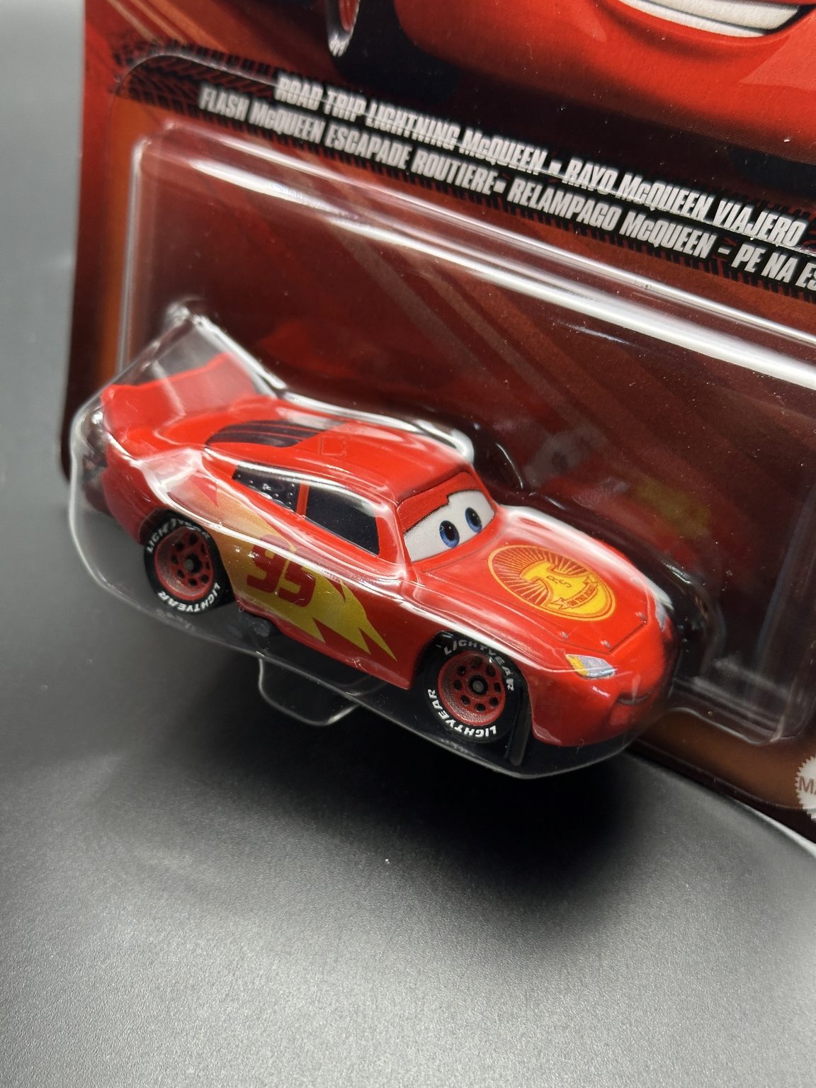 DISNEY PIXAR CARS - ROAD TRIP LIGHTNING MCQUEEN - CARS - DIECAST