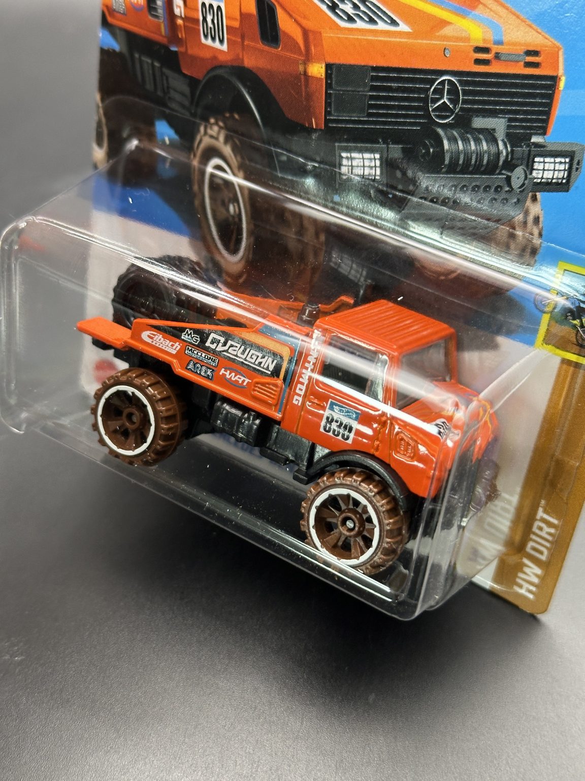 HOT WHEELS - MERCEDES BENZ UNIMOG 1300 (2024) - HW DIRT 1/10