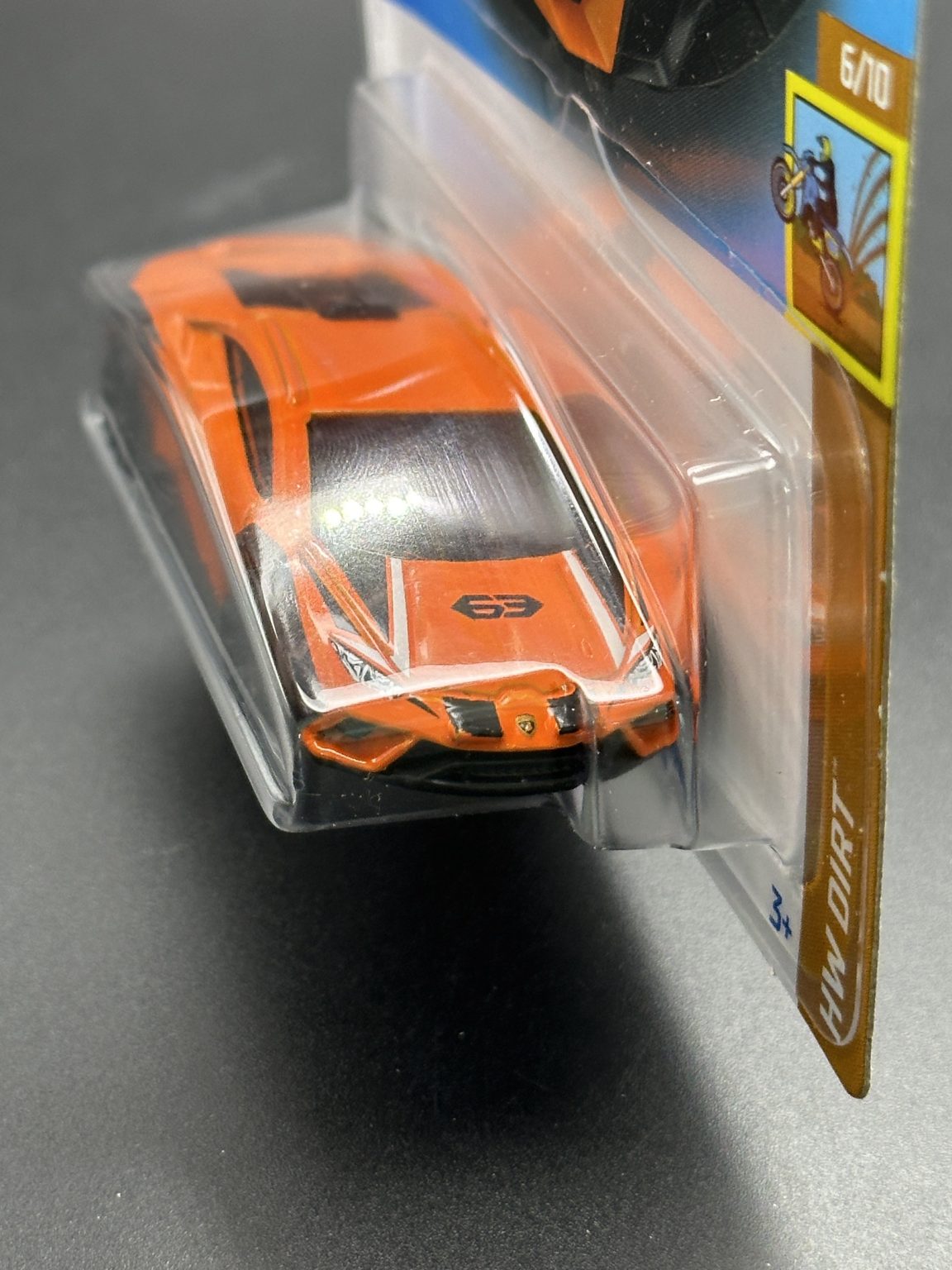 HOT WHEELS - LAMBORGHINI HURACAN STERRATO (2024) - HW DIRT 6/10