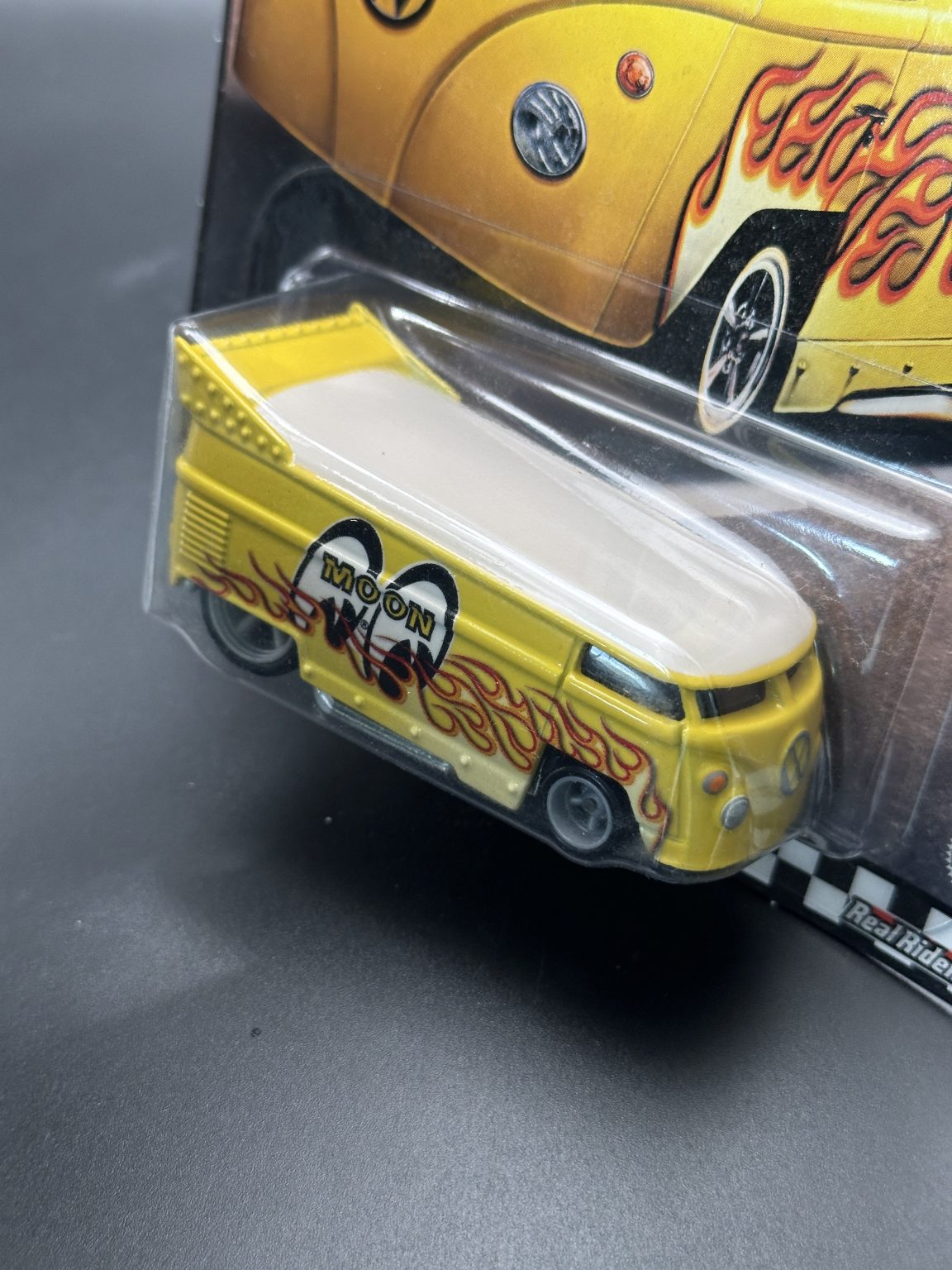 HOT WHEELS - VOLKSWAGEN DRAG BUS (2021) - MIX 1 BOULEVARD #25