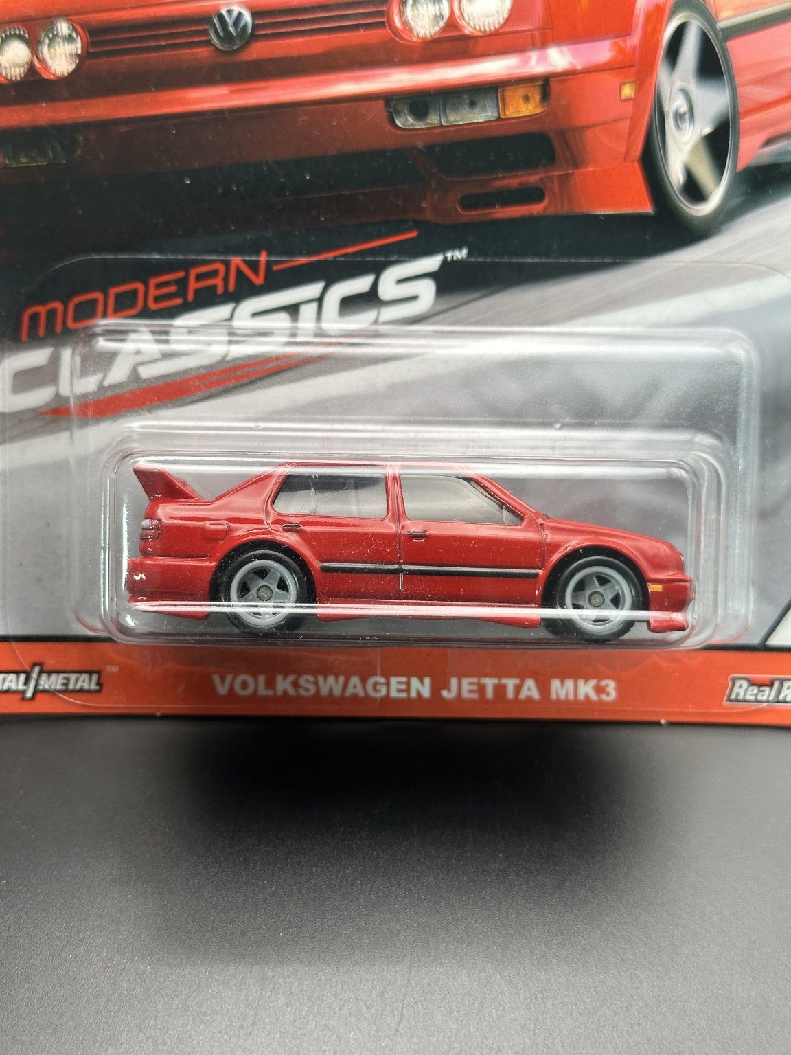 HOT WHEELS - VOLKSWAGEN JETTA MK3 (2020) - MODERN CLASSICS 4/5