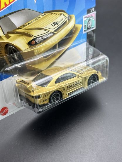 HOT WHEELS - LBWK SUPER SILHOUETTE NISSAN SILVIA S15 (2023) - HW MODIFIED 1/5