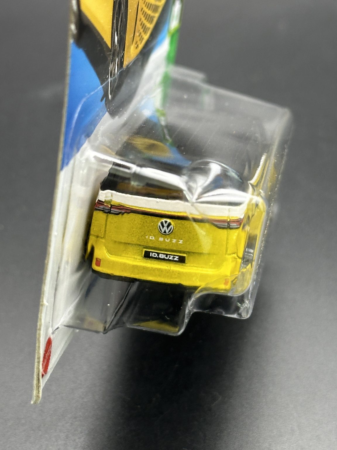 HOT WHEELS - VOLKSWAGEN ID BUZZ (2023) - HW GREEN SPEED 10/10
