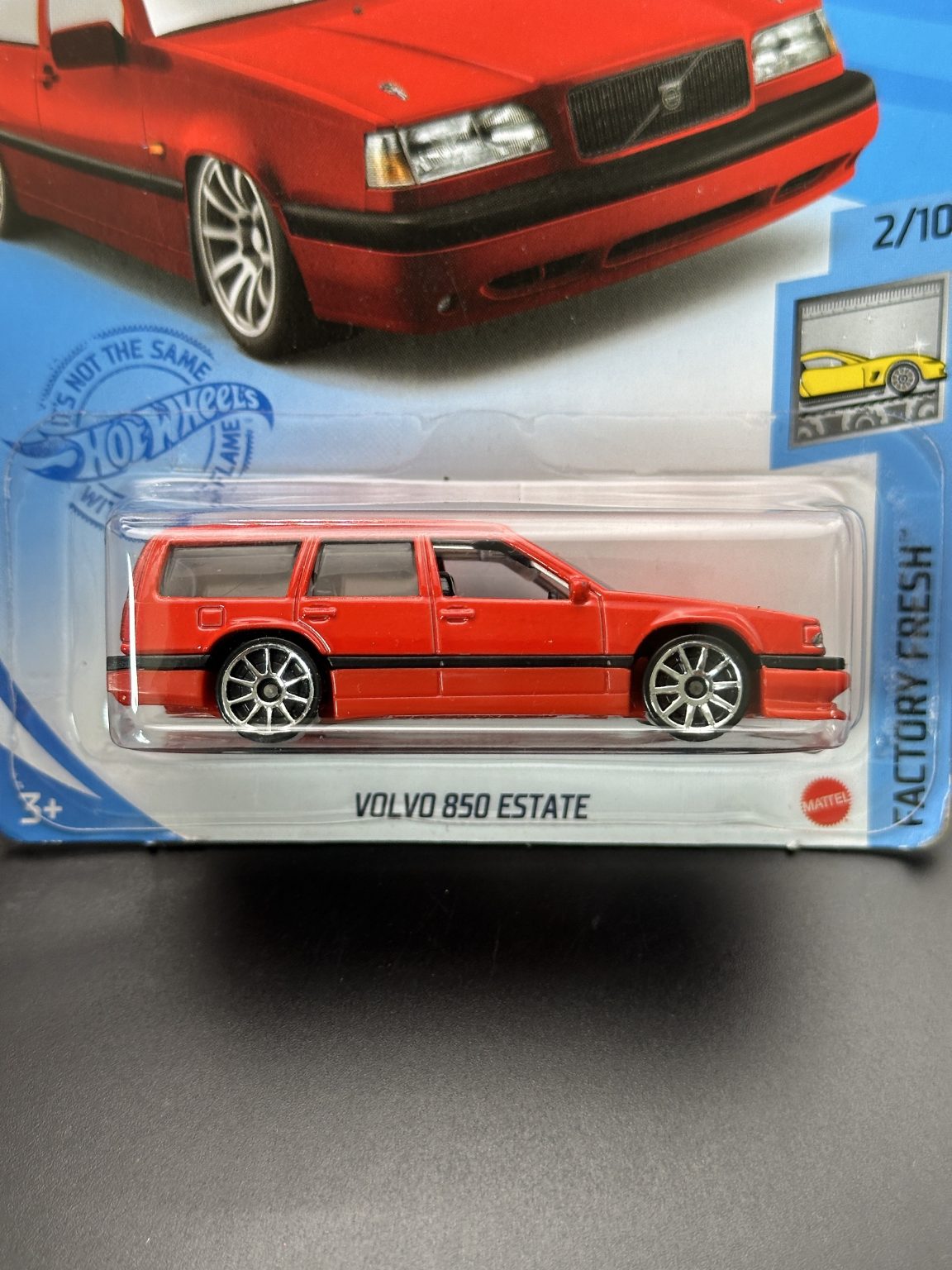 HOT WHEELS - VOLVO 850 ESTATE (2021) - HW FACTORY FRESH 2/10