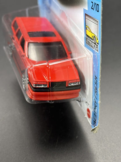 HOT WHEELS - VOLVO 850 ESTATE (2021) - HW FACTORY FRESH 2/10