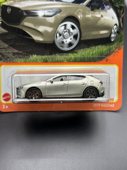 MATCHBOX - 2019 MAZDA 3 - 77/100 - DIECAST