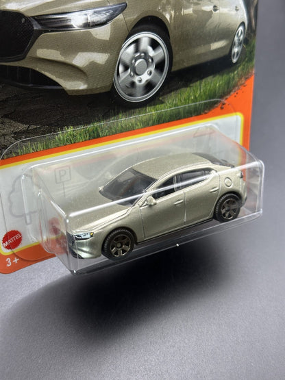 MATCHBOX - 2019 MAZDA 3 - 77/100 - DIECAST