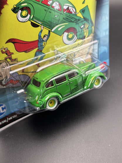 HOT WHEELS - ACTION COMICS #1 ACTION SEDAN (2024) - POP CULTURE MIX 6