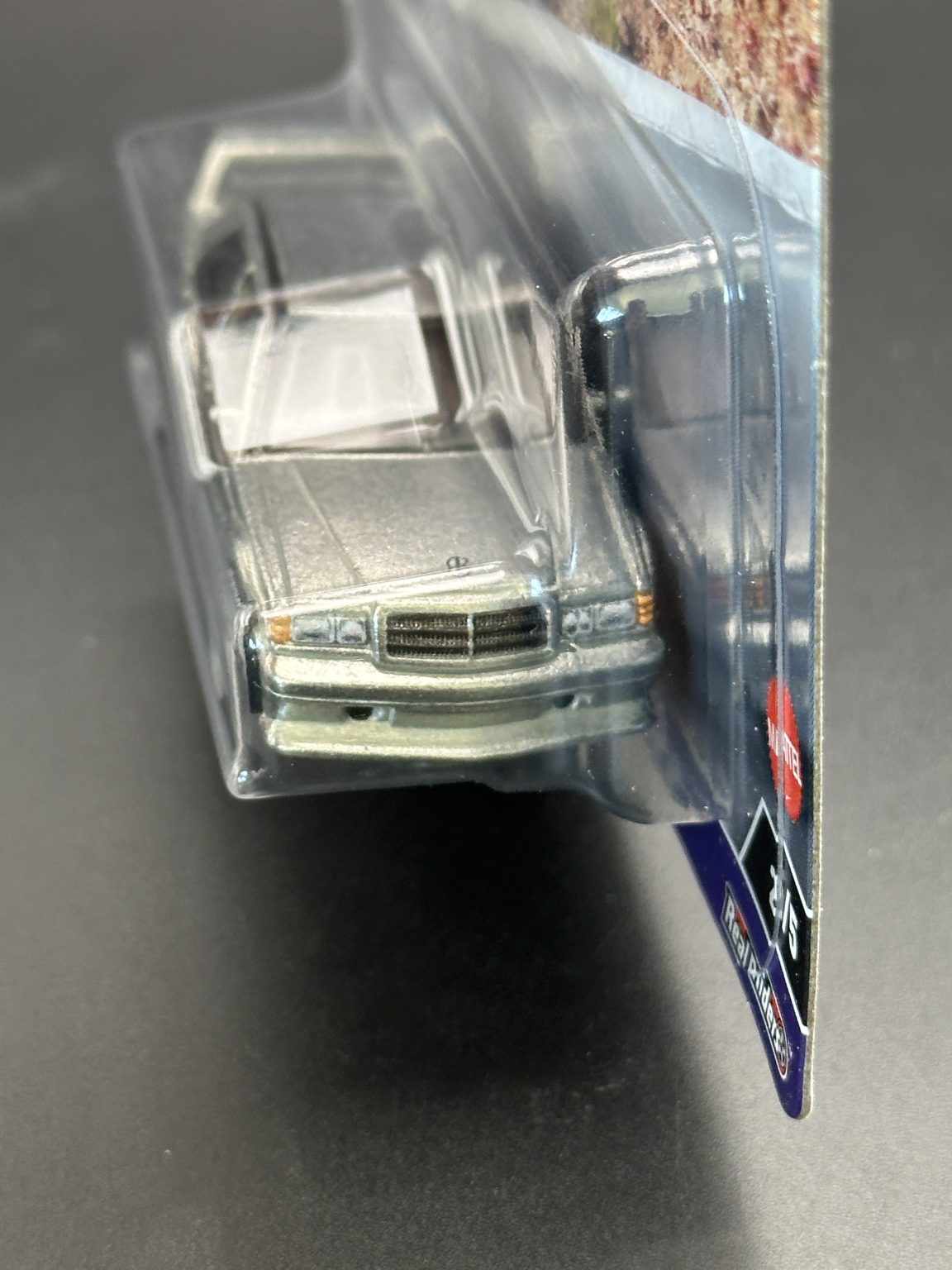 HOT WHEELS - 1990 MERCEDES BENZ 190 E EVOLUTION II (2024) - MODERN CLASSICS 2/5