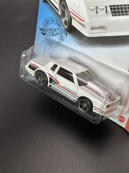 HOT WHEELS - 86 MONTE CARLO SS (2020) - HW MUSCLE MANIA 6/10