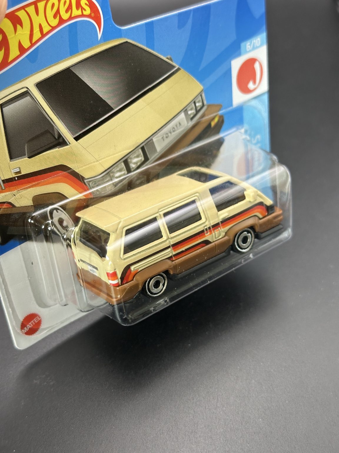 HOT WHEELS - 1986 TOYOTA VAN (2023) - HW J IMPORTS 6/10