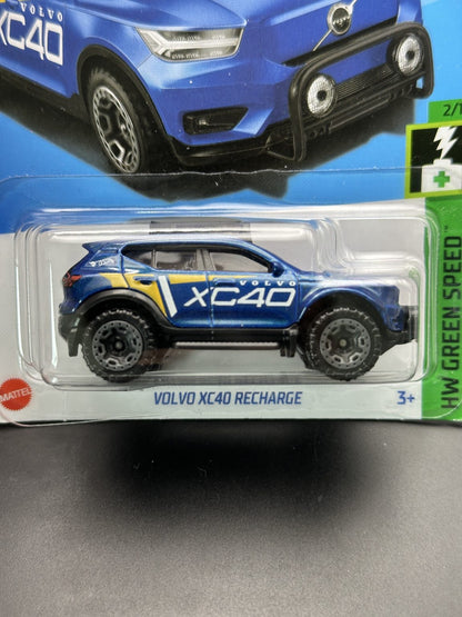 HOT WHEELS - VOLVO XC40 RECHARGE (2024) - GREEN SPEED 2/10