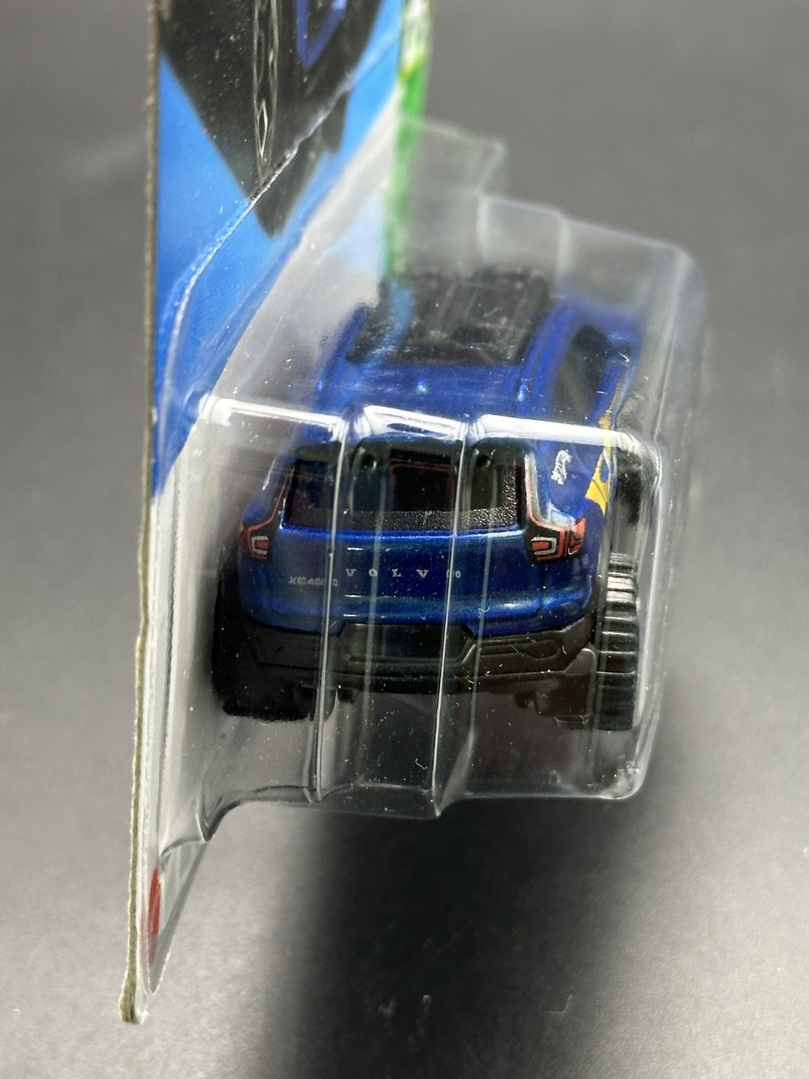 HOT WHEELS - VOLVO XC40 RECHARGE (2024) - GREEN SPEED 2/10