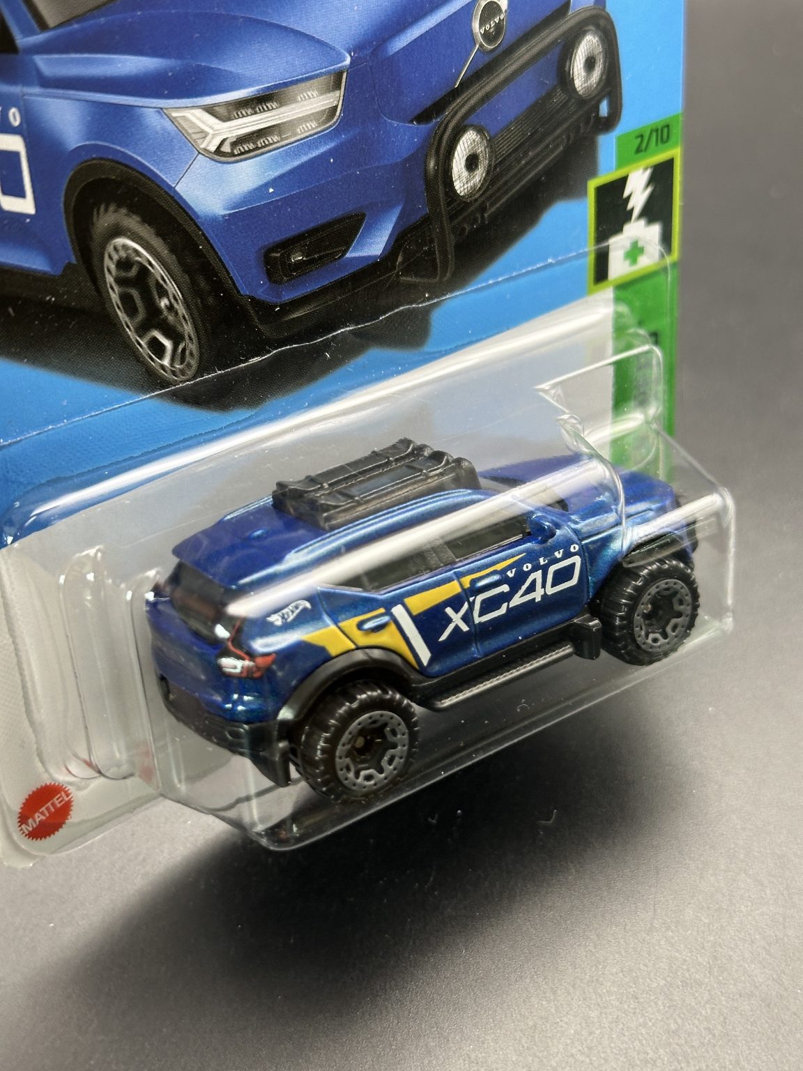 HOT WHEELS - VOLVO XC40 RECHARGE (2024) - GREEN SPEED 2/10
