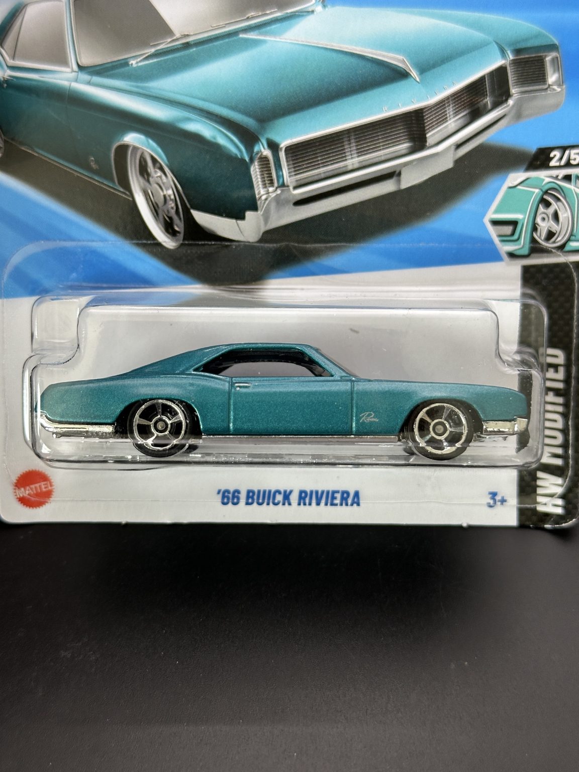 HOT WHEELS - 66 BUICK RIVIERA (2025) - HW MODIFIED 2/5