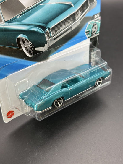 HOT WHEELS - 66 BUICK RIVIERA (2025) - HW MODIFIED 2/5