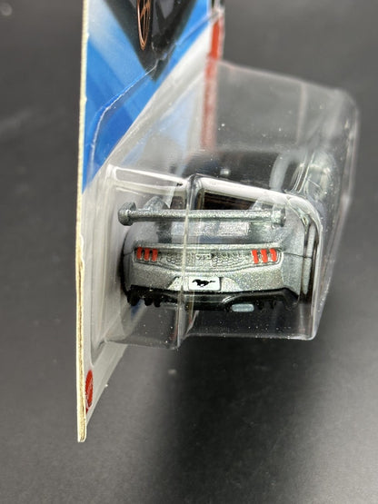 HOT WHEELS - FORD MUSTANG GTD (2025) - MUSTANG 60TH 1/5