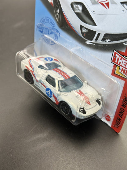 HOT WHEELS - FORD GT40 (2021) - HW THEN AND NOW 1/10
