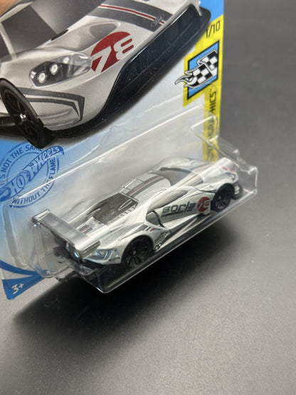 HOT WHEELS - 2016 FORD GT RACE (2021) - HW SPEED GRAPHICS 1/10