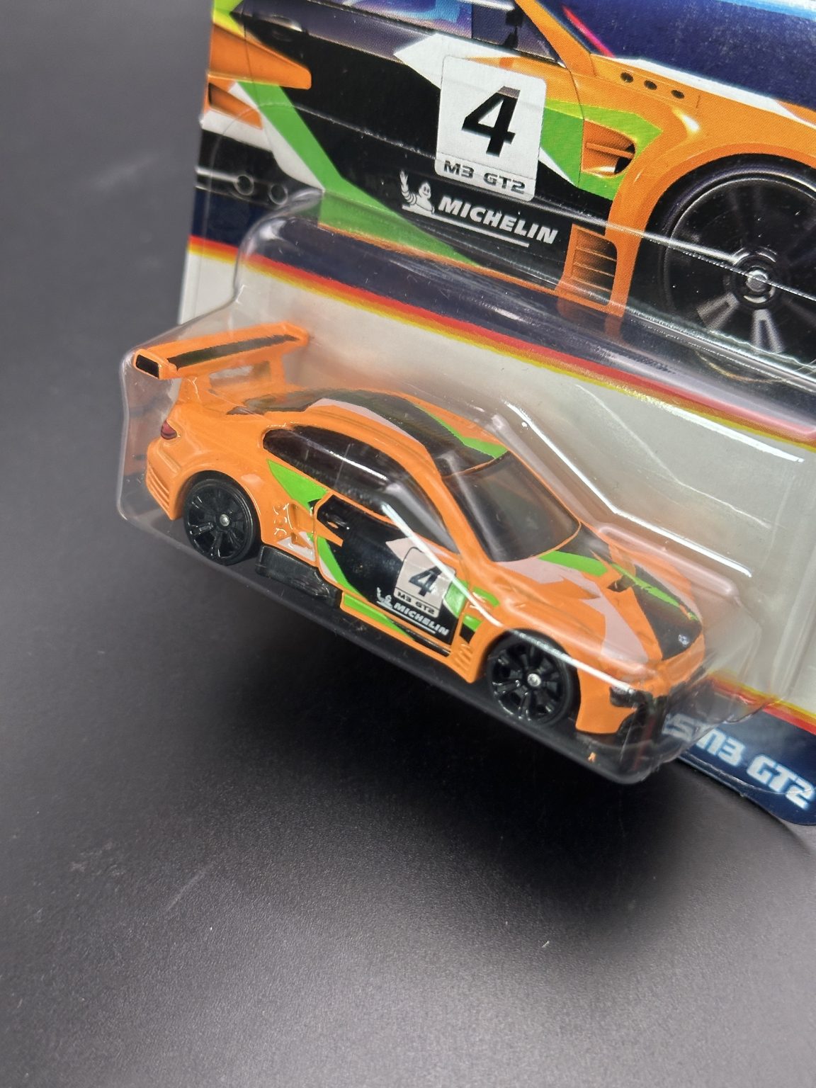 HOT WHEELS - BMW M3 GT2 (2024) - NEON SPEEDERS 4/8