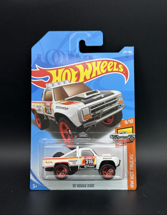 HOT WHEELS - 87 DODGE D100 (2018) - HW HOT TRUCKS 9/10
