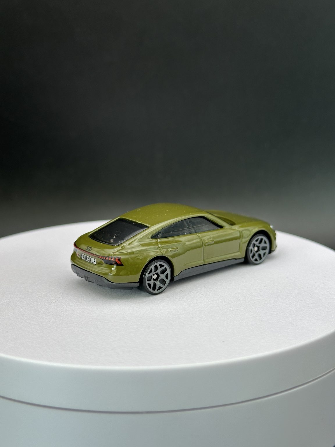 HOT WHEELS - AUDI RS E-TRON GT (2024) - HW GREEN SPEED 4/10 - LOOSE