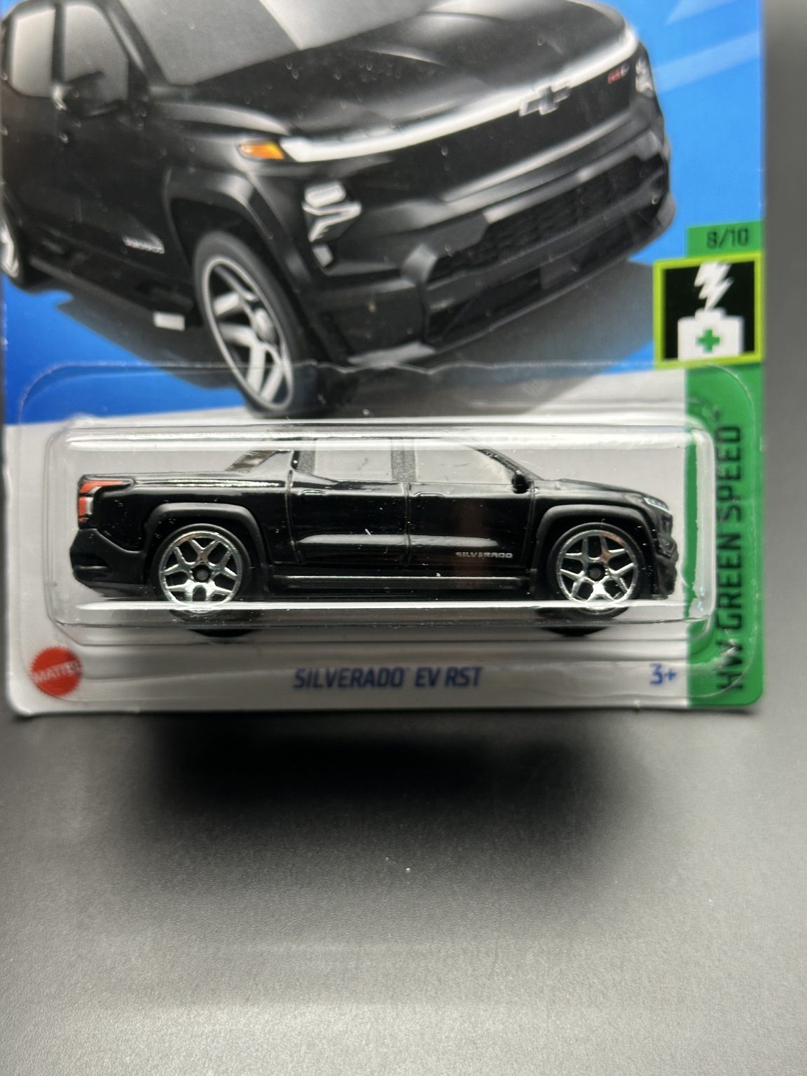 HOTWHEELS - SILVERADO EV RST (2024) - HW GREEN SPEED 8/10