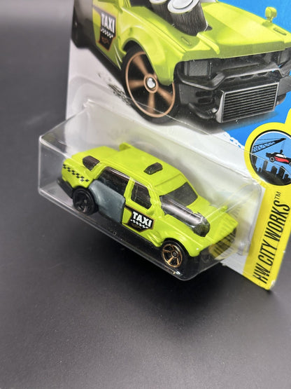 HOT WHEELS - TIME ATTAXI (2017) - HW CITY WORKS 4/10