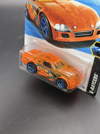 HOT WHEELS - STOCKAR (2025) - HW X RAYCERS 7/10