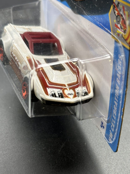 HOT WHEELS - 69 CORVETTE RACER (2025) - HW CELEBRATION RACERS 2/10