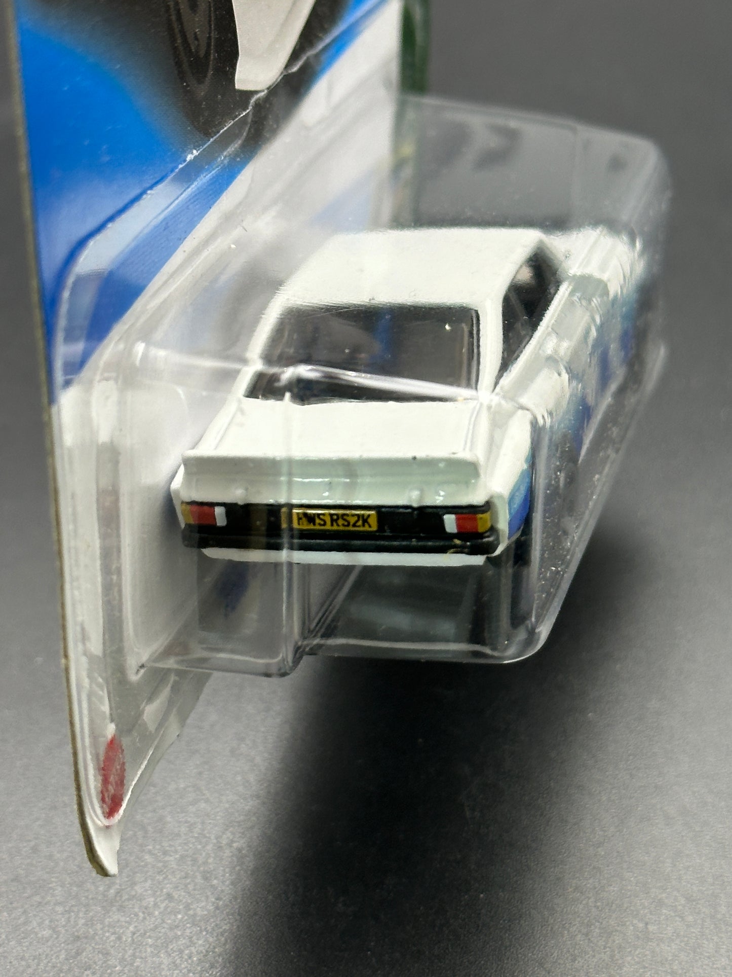 HOT WHEELS - FORD ESCORT RS2000 (2023) - HW RETRO RACERS 1/10
