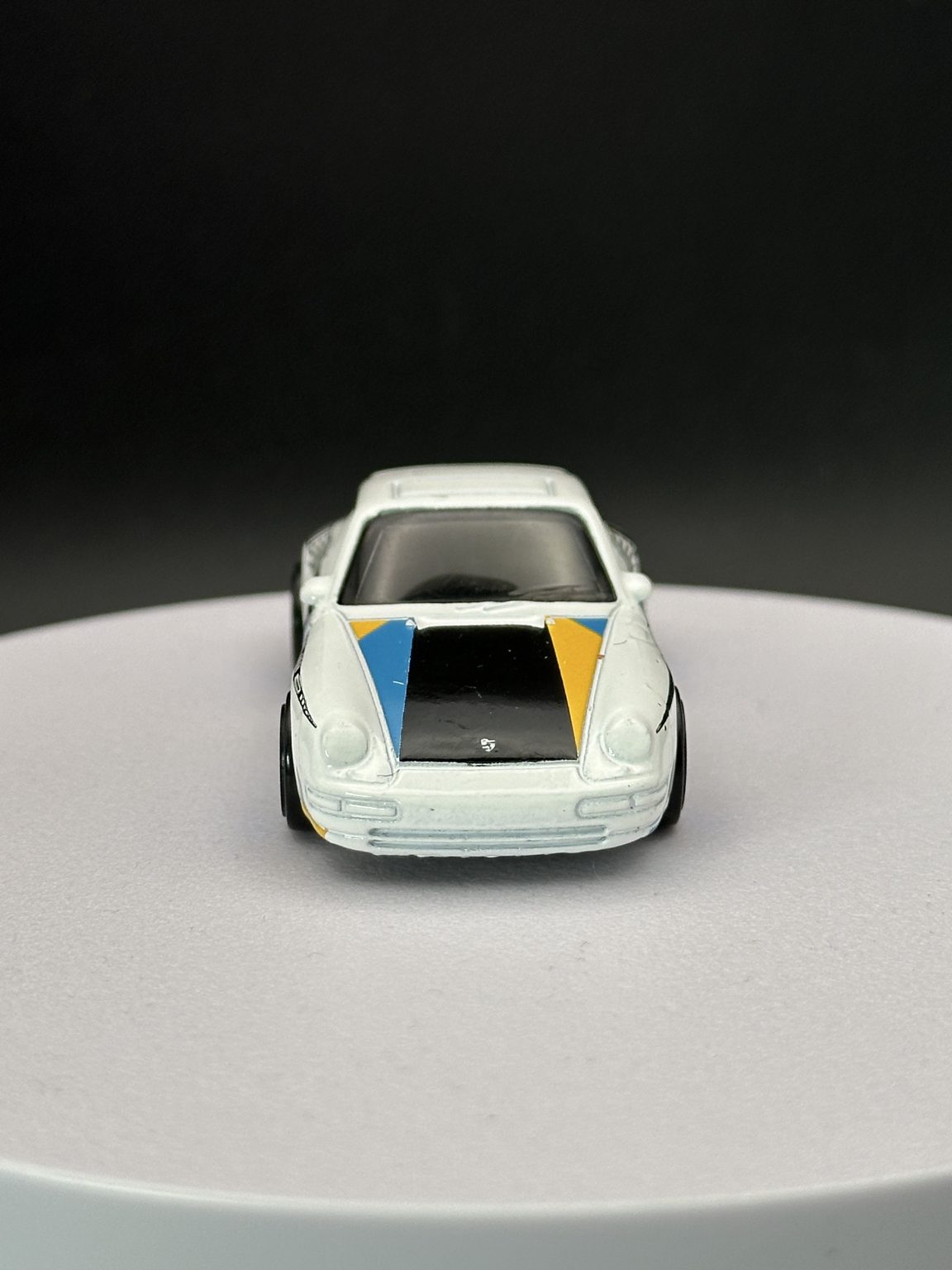 HOT WHEELS - 96 PORSCHE CARRERA (2024) - HW THE 90s 1/10 (LOOSE)