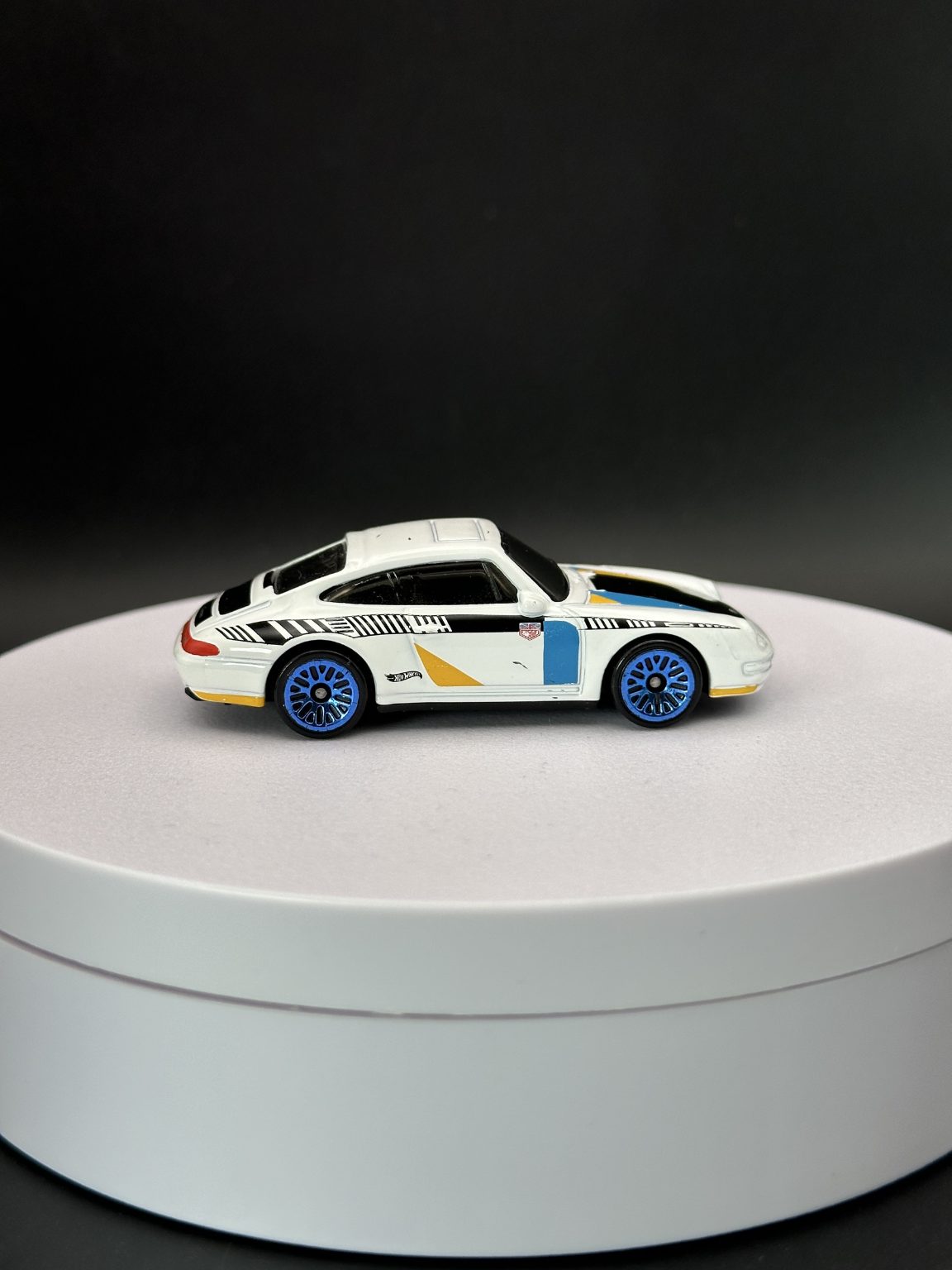 HOT WHEELS - 96 PORSCHE CARRERA (2024) - HW THE 90s 1/10 (LOOSE)