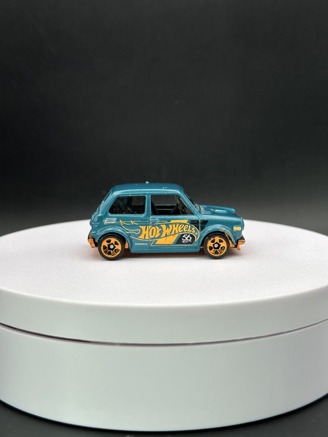 HOT WHEELS - CUSTOM 70 HONDA N600 (2024) - 56th ANNIVERSARY 5/6 - LOOSE