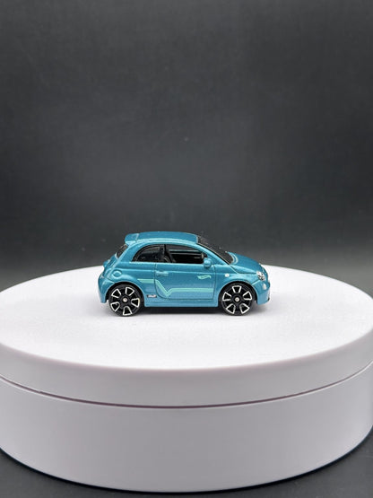HOT WHEELS - FIAT 500e (2023) - HW GREEN SPEED 8/10 - LOOSE