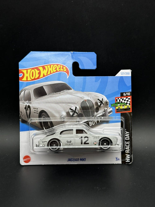 HOT WHEELS - JAGUAR MK1 (2024) - HW RACE DAY 6/10