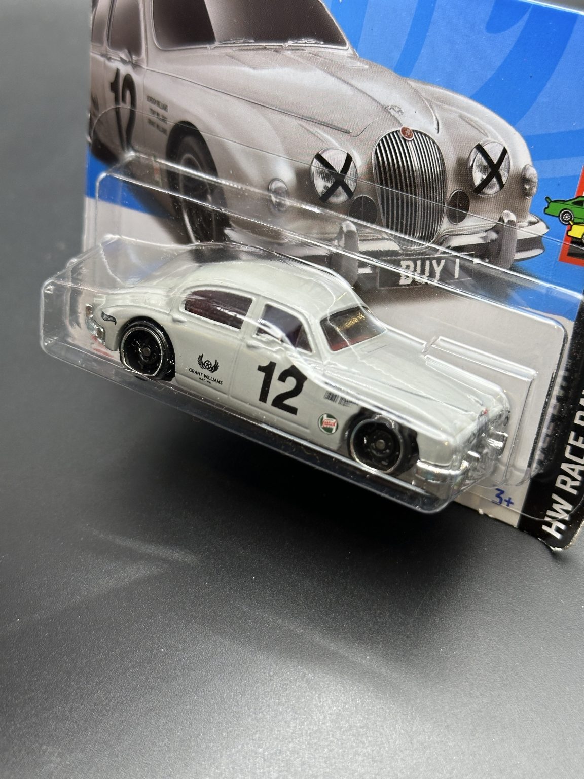 HOT WHEELS - JAGUAR MK1 (2024) - HW RACE DAY 6/10