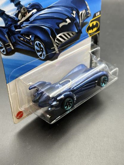 HOT WHEELS - BATMAN AND ROBIN BATMOBILE (2025) - HW BATMAN 1/5