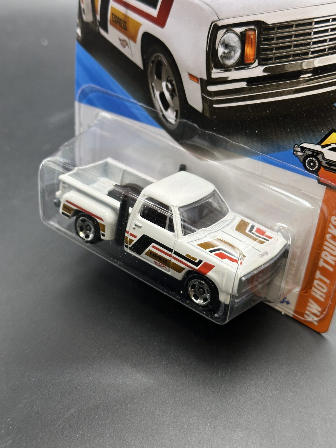 HOT WHEELS - 1978 DODGE LIL RED EXPRESS TRUCK (2025) - HW HOT TRUCKS 10/10