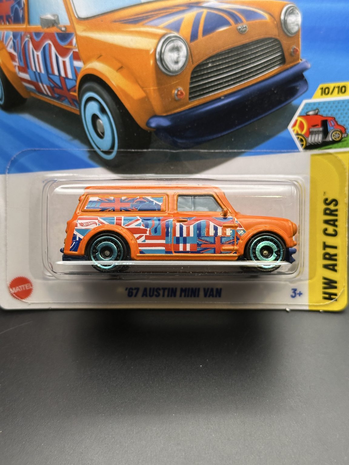 HOT WHEELS - 67 AUSTIN MINI VAN (2025) - HW ART CARS 10/10