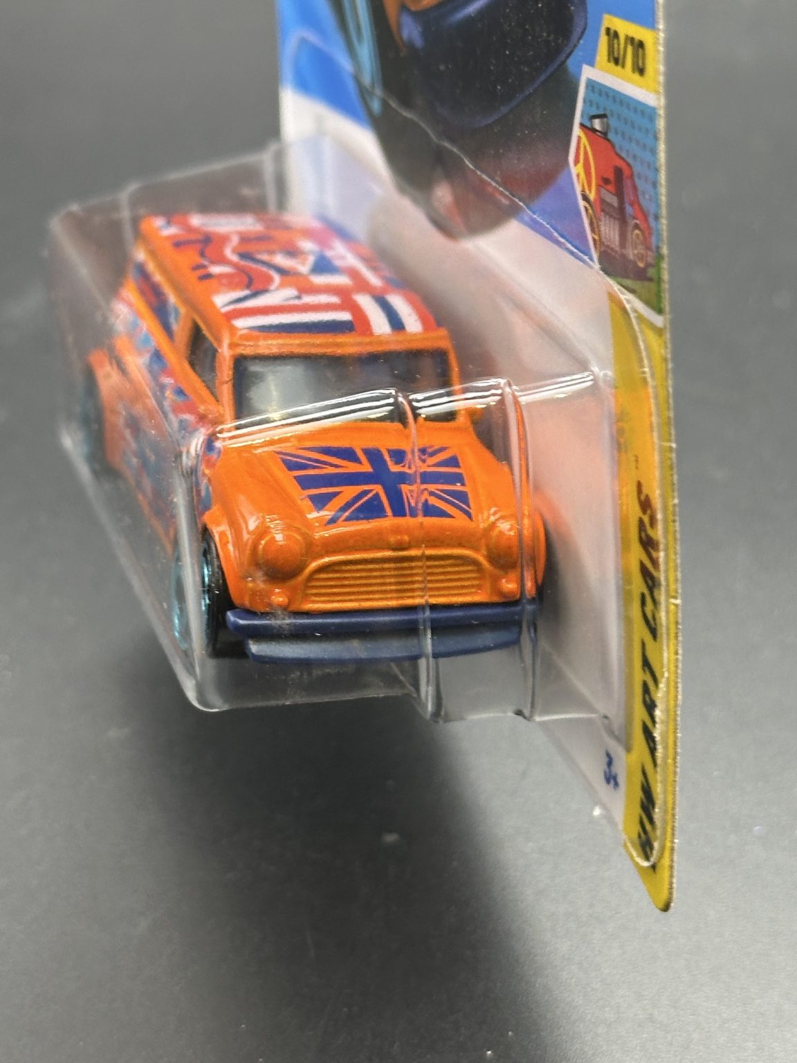 HOT WHEELS - 67 AUSTIN MINI VAN (2025) - HW ART CARS 10/10