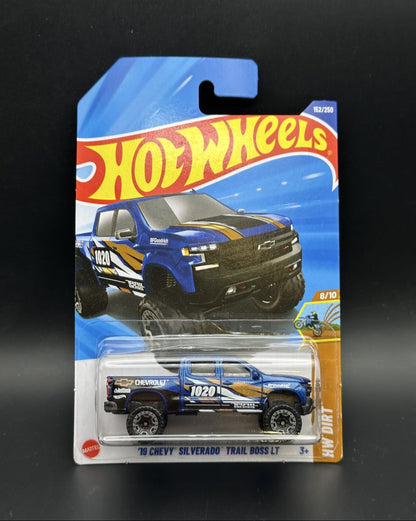 HOT WHEELS - 19 CHEVY SILVERADO TRAIL BOSS LT (2025) - HW DIRT 8/10
