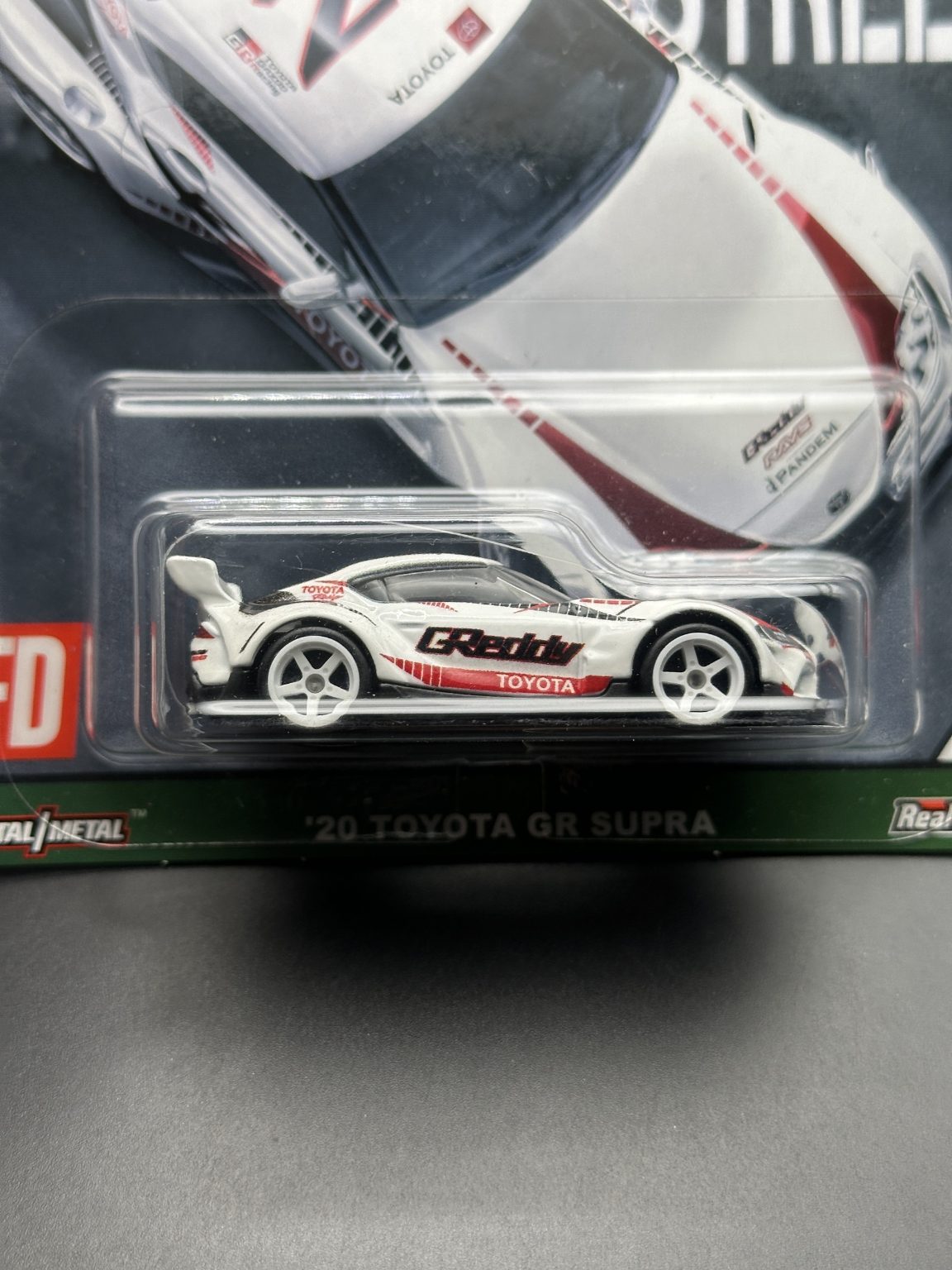 HOT WHEELS - 20 TOYOTA GR SUPRA (2021) - SLIDE STREET 2/5