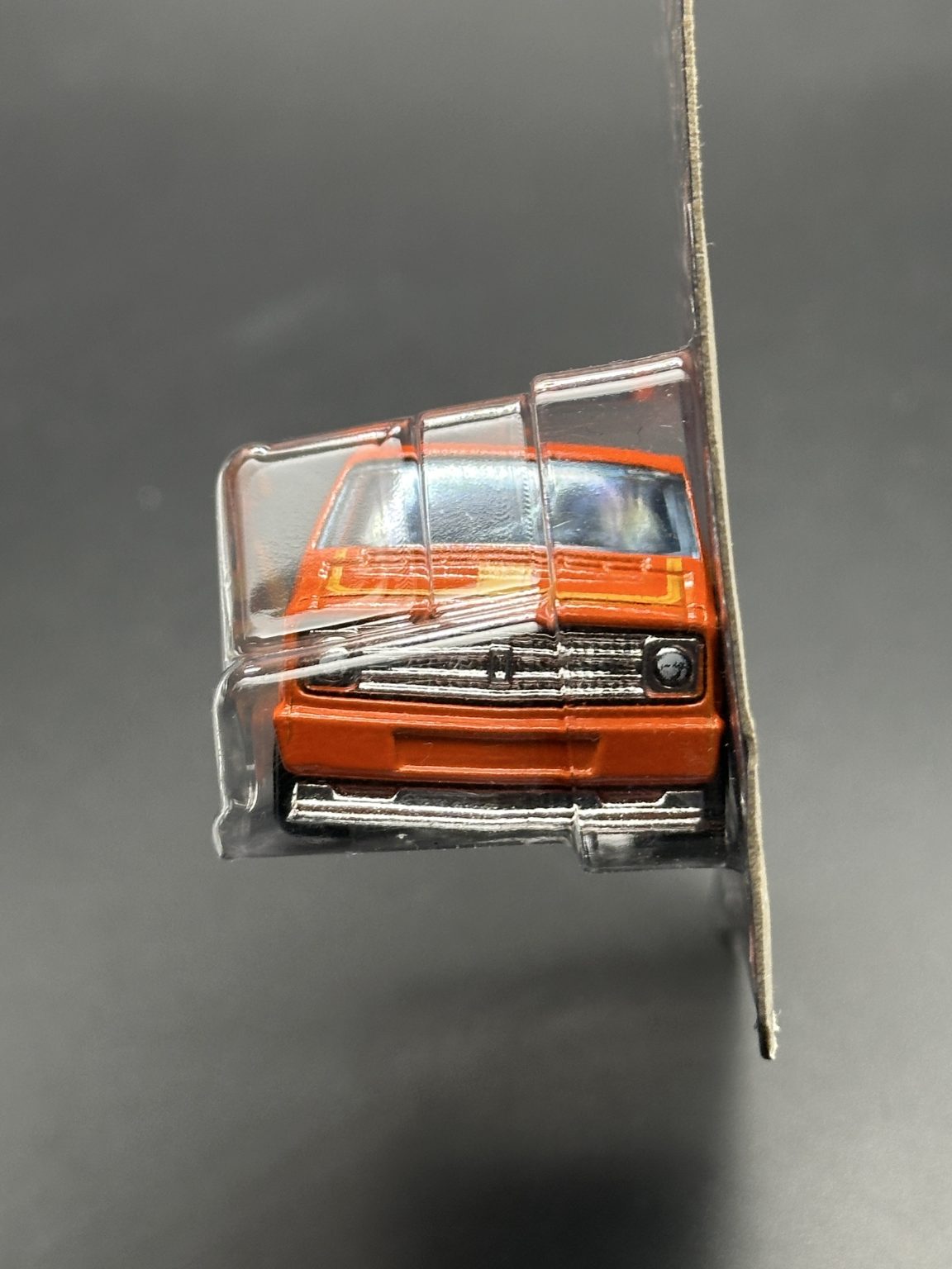 HOT WHEELS - CUSTOM 77 DODGE VAN (2025) - HW SILVER SERIES SURFS UP 2/5