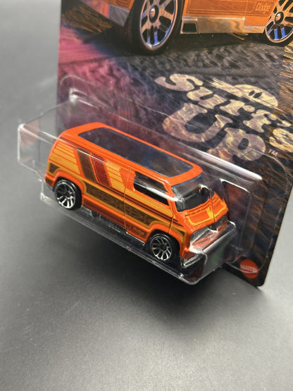 HOT WHEELS - CUSTOM 77 DODGE VAN (2025) - HW SILVER SERIES SURFS UP 2/5
