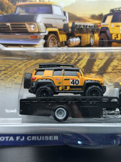 HOT WHEELS - TOYOTA FJ CRUISER HORIZON HAULER (2025) - TEAM TRANSPORT 81
