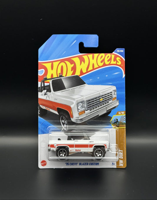 HOT WHEELS - 75 CHEVY BLAZER CUSTOM (2025) - HW DIRT 5/10