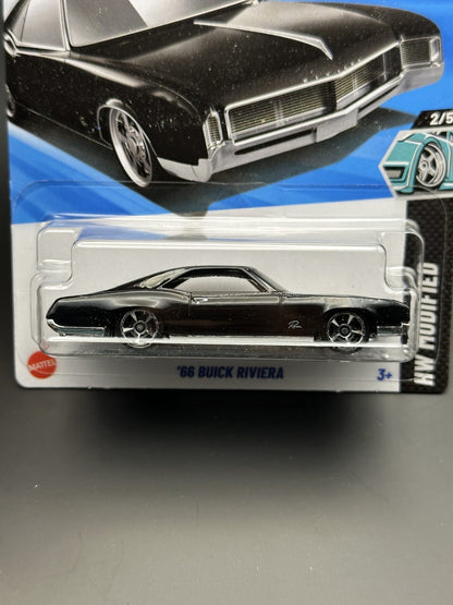 HOT WHEELS - 66 BUICK RIVIERA (2025) - HW MODIFIED 2/5