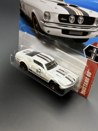 HOT WHEELS - 67 SHELBY GT500 (2025) - HW MUSTANG 60th 3/5