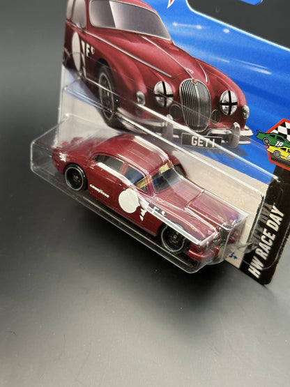 HOT WHEELS - JAGUAR MK1 (2025) - HW RACE DAY 2/10